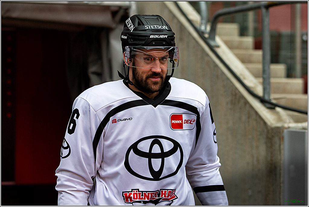 PENNY DEL; Koelner Haie Wintergame Training; Koeln, 02.12.2022
